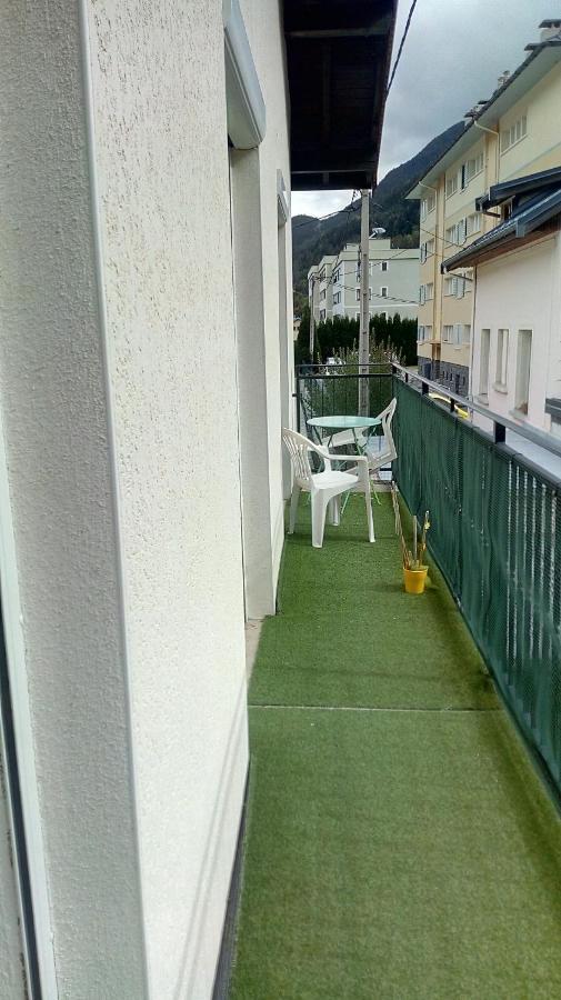 APPARTEMENT, LA ROUTE DES GRANDES ALPES , 8 couchages, GARAGE pour motards, cyclistes, POSSIBILITÉ de studios supplémentaires, si plus de 8 personnes Fourneaux  Esterno foto