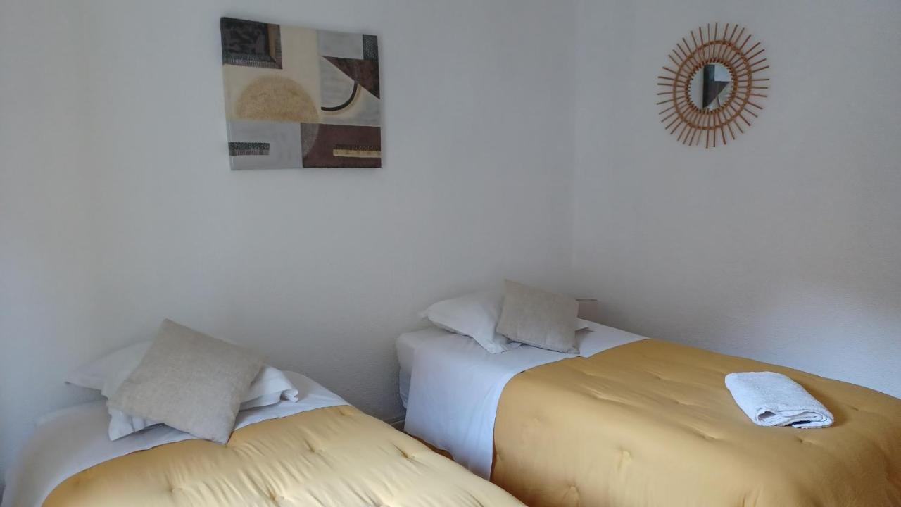 APPARTEMENT, LA ROUTE DES GRANDES ALPES , 8 couchages, GARAGE pour motards, cyclistes, POSSIBILITÉ de studios supplémentaires, si plus de 8 personnes Fourneaux  Esterno foto